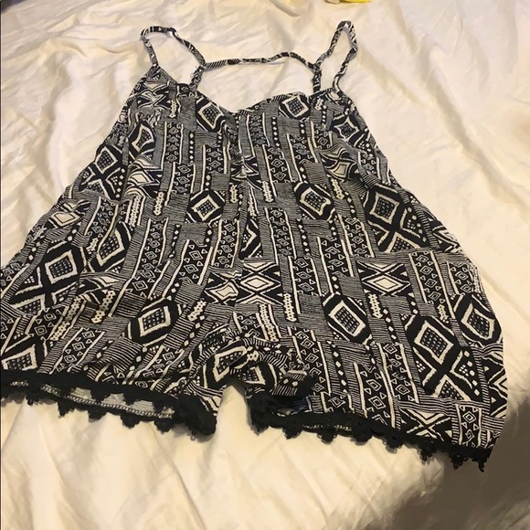Romper - Picture 1 of 3